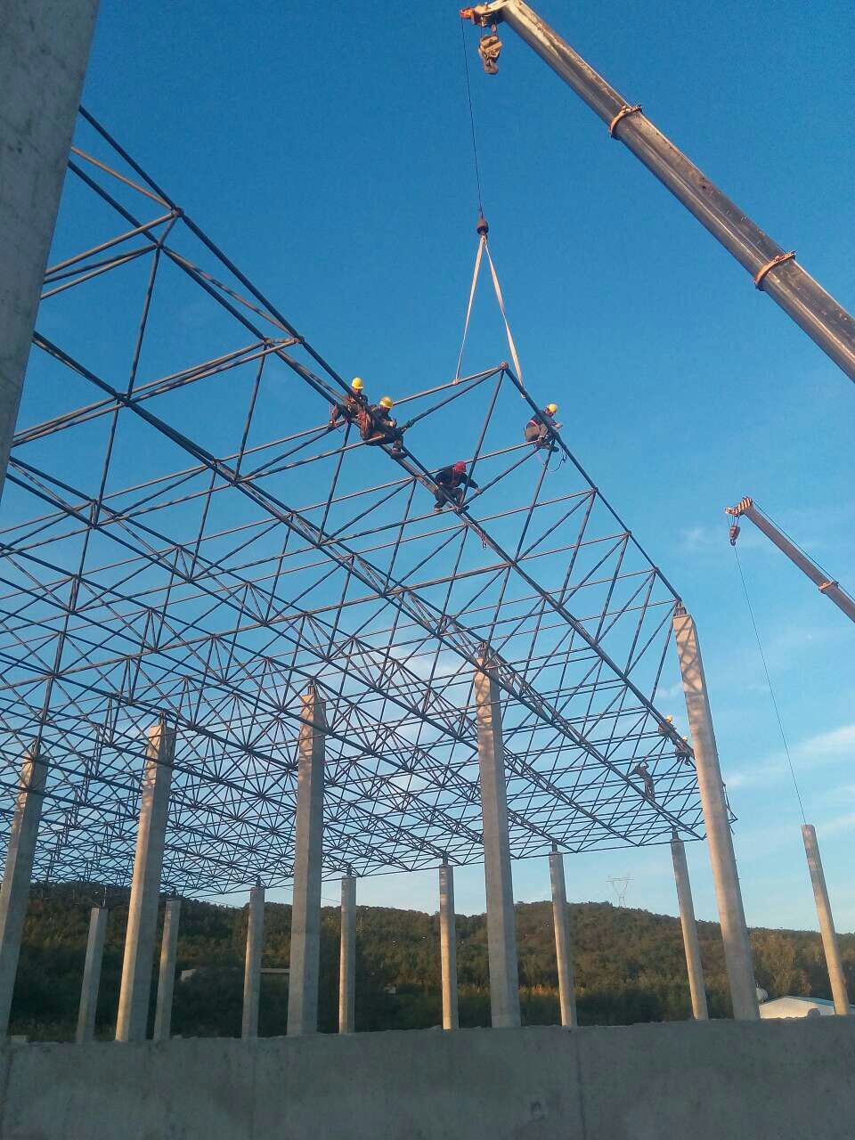 临夏汪清物流园网架