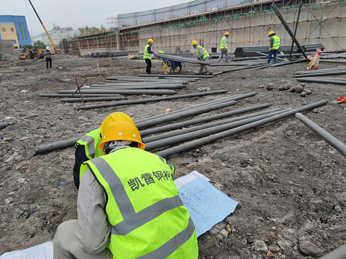 临夏螺栓球网架结构